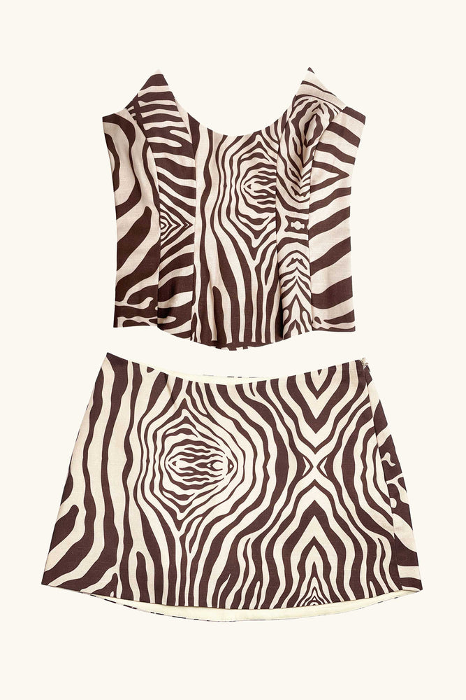 Niara Set Chocolate Zebra ~ Rental
