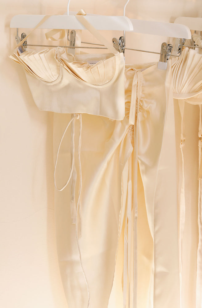 
            
                Load image into Gallery viewer, Dido &amp;amp; Amadi Silk Midi Set Ivory White
            
        