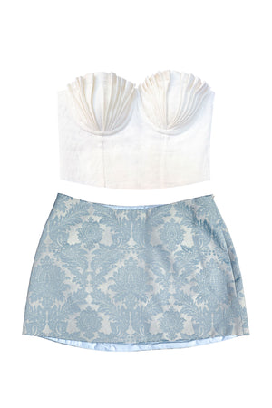 
            
                Load image into Gallery viewer, Shell Bustier, Blue Brocade Mini Set ~ Rental
            
        
